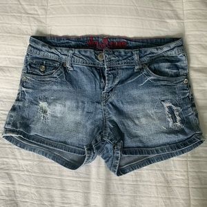 DENIM SHORTS